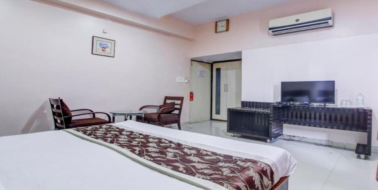 Fabexpress Tourist Plaza Hyderabad Exterior photo