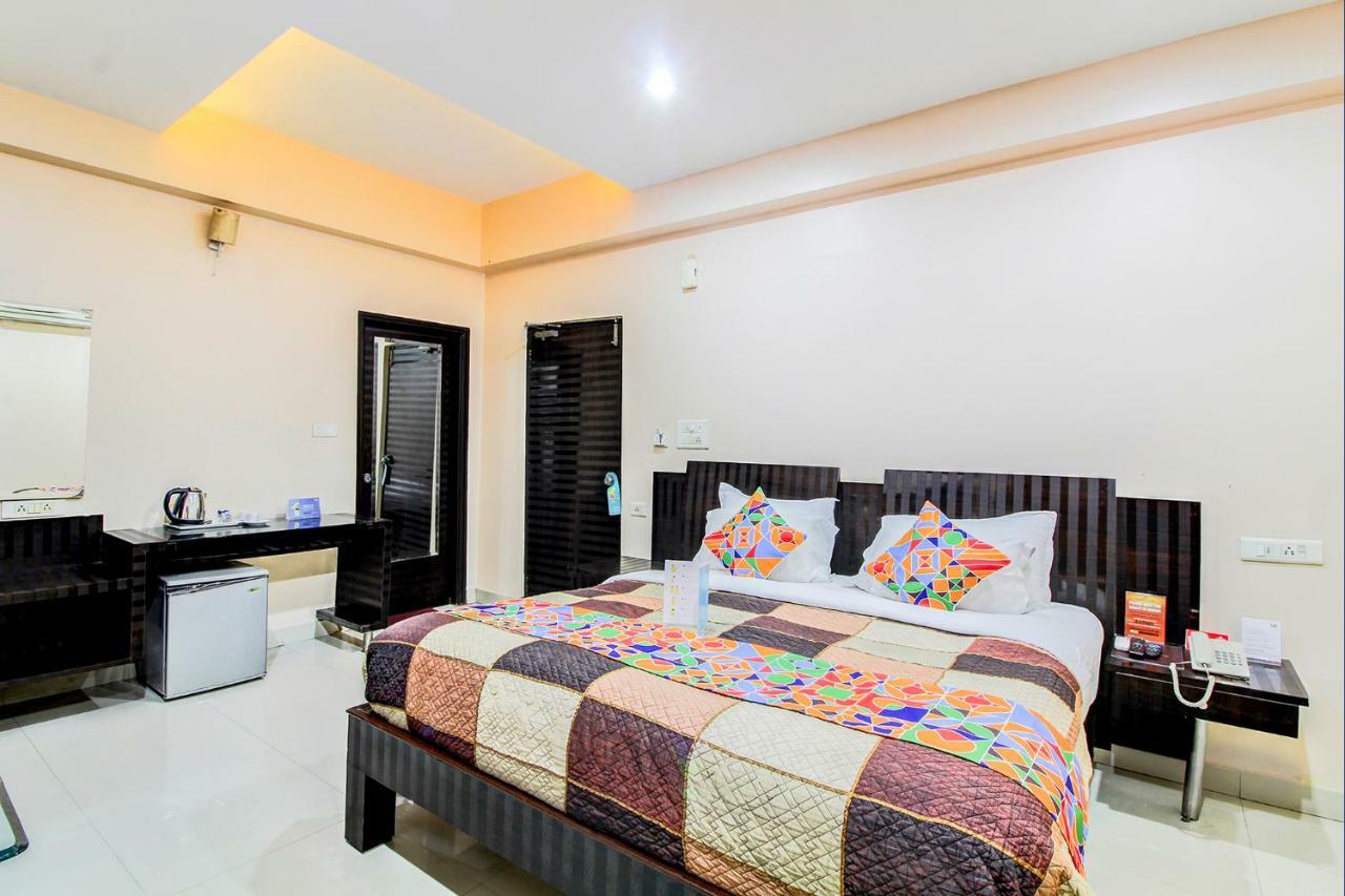 Fabexpress Tourist Plaza Hyderabad Exterior photo